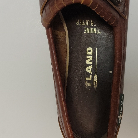 Women's Eastland Woodside loafer size 6 - Picture 2 of 9